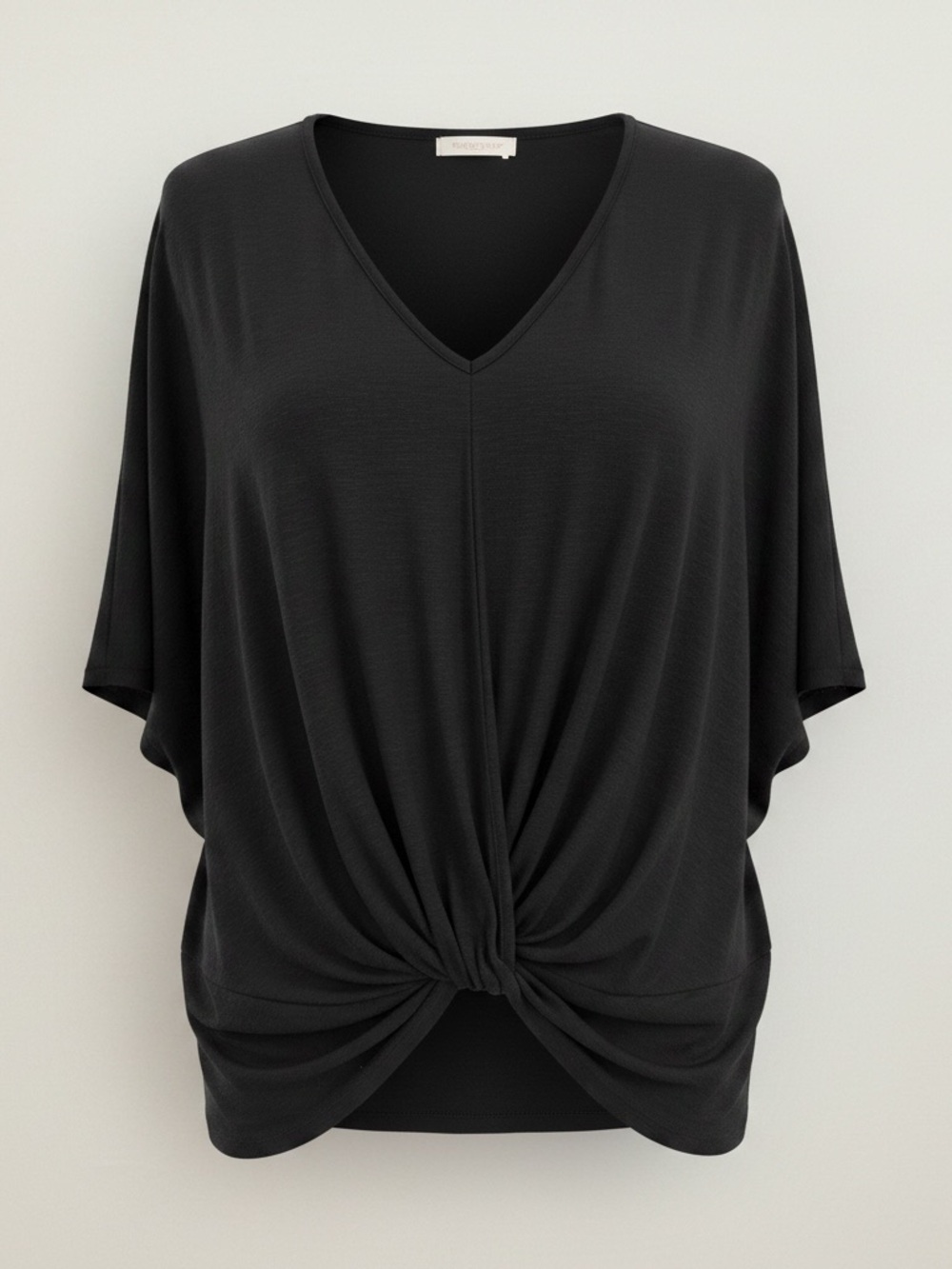 Umgee Black Twist Front Dolman Top
Size M
New with tags